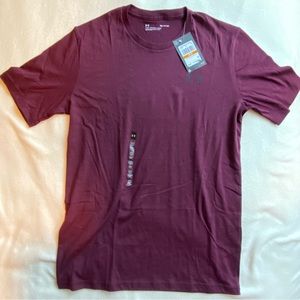 UA Left Chest Tee - Loose Fit Maroon Men’s Tee